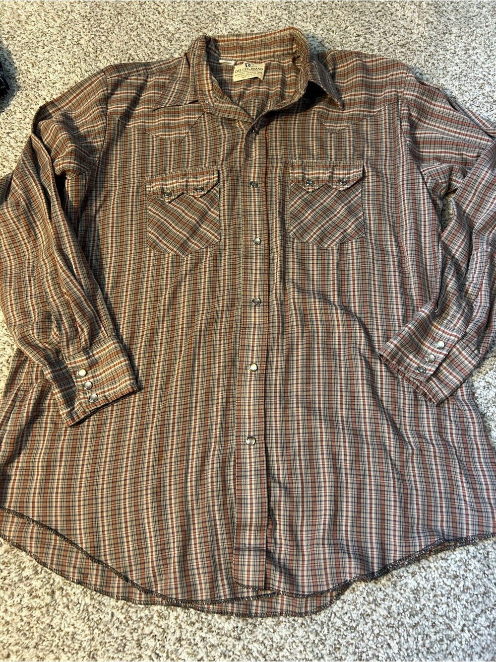 Classic Men's Plaid Button-Up Shirt -17/35